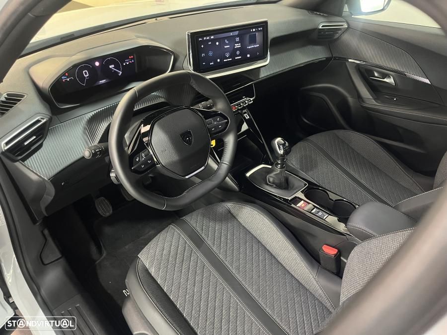 Peugeot 2008 1.2 PureTech Allure Pack - 10