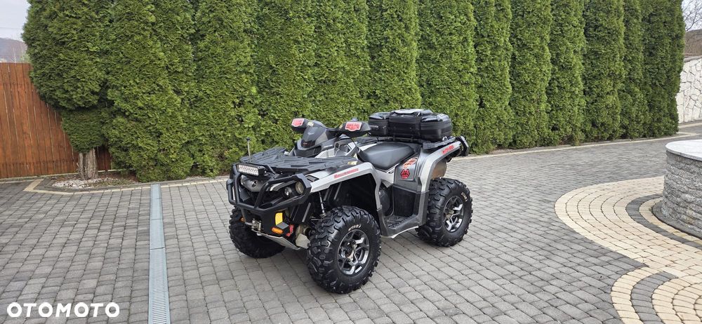 Can-Am Outlander - 12