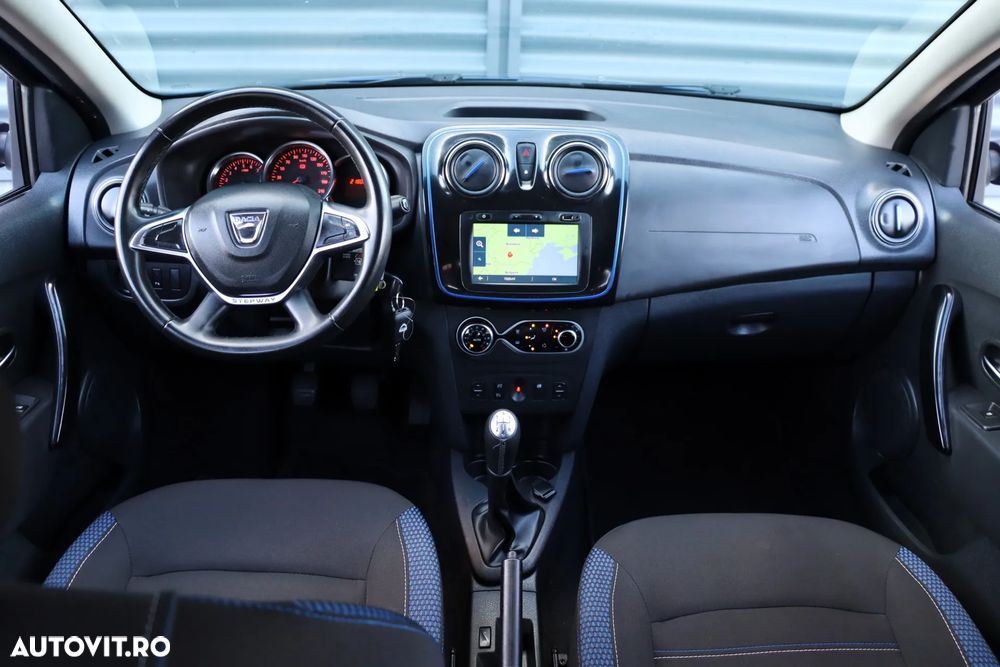 Dacia Sandero Stepway Blue dCi 95 Celebration - 29