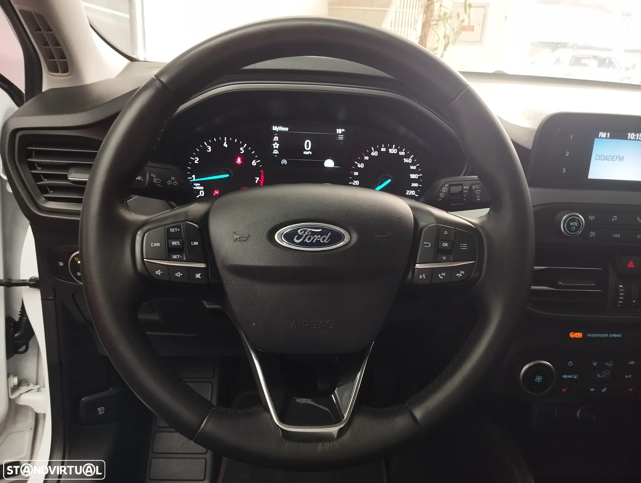 Ford Focus 1.0 EcoBoost Business - 15