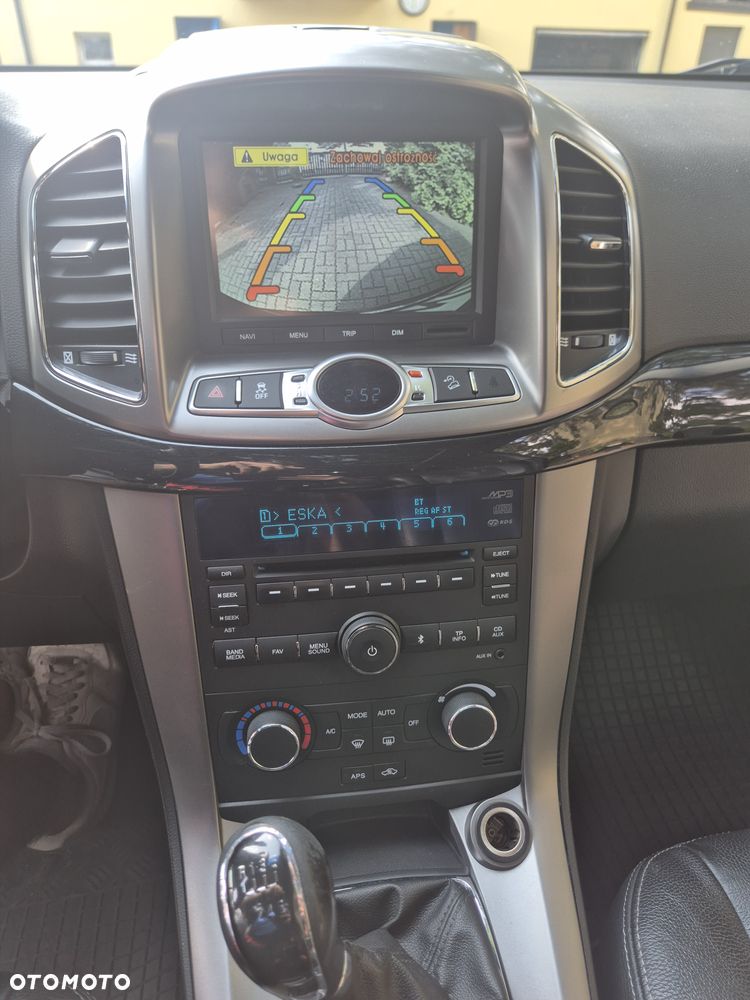 Chevrolet Captiva 2.2 d LTZ - 26