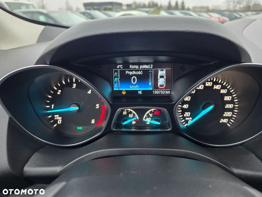 Ford Kuga 2.0 TDCi 4x2 Titanium - 25