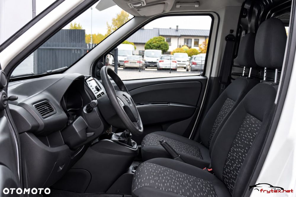 Opel Combo - 17