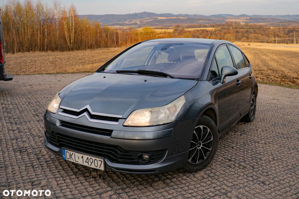Citroën C4 1.6 16V Impress - 1