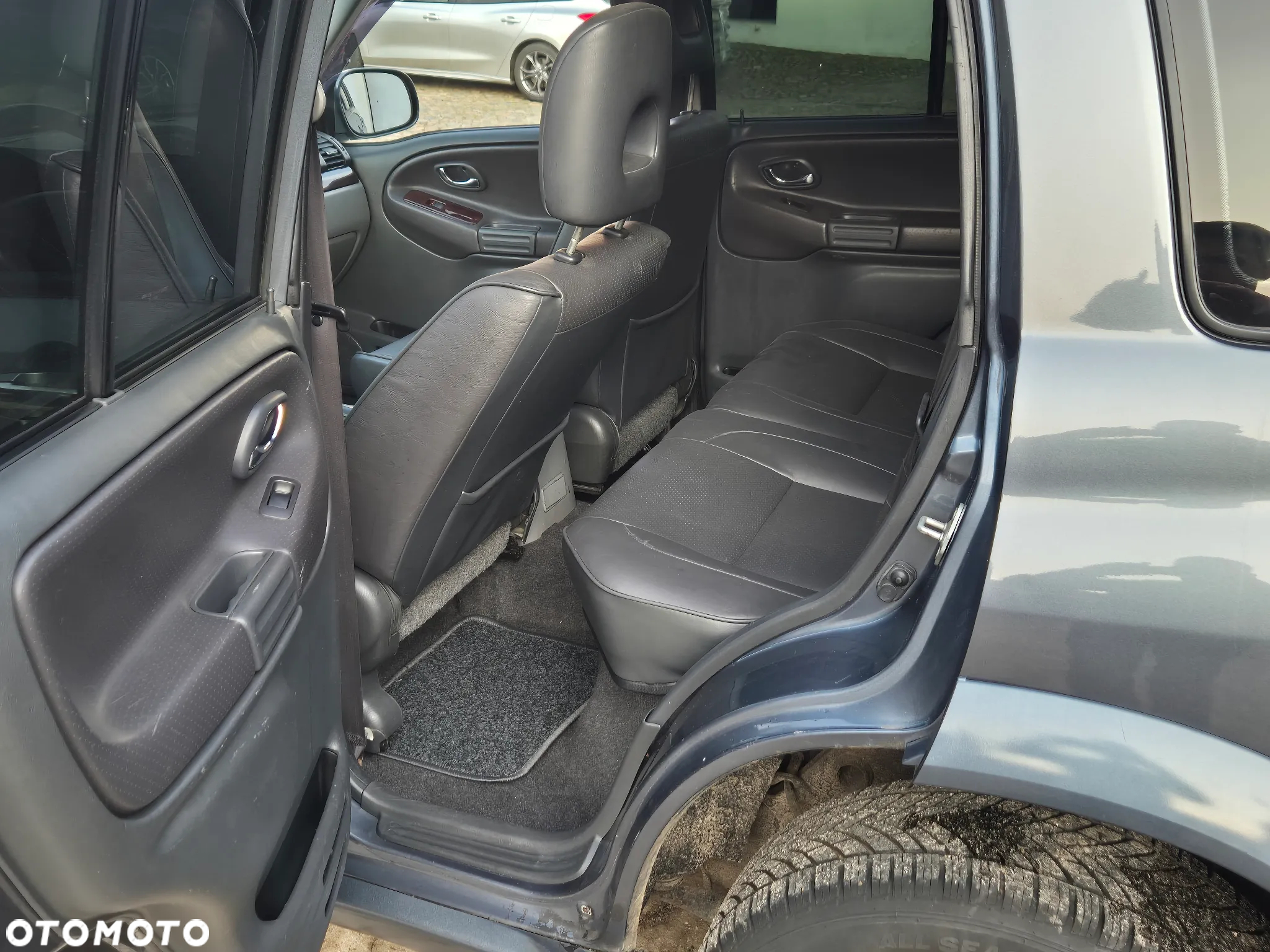 Suzuki Grand Vitara 2.5 V6 Comfort - 11