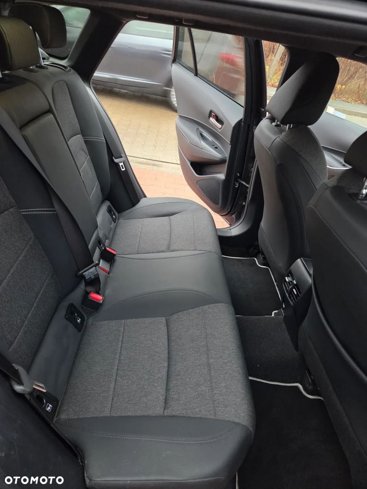 Toyota Corolla 2.0 Hybrid Style - 15