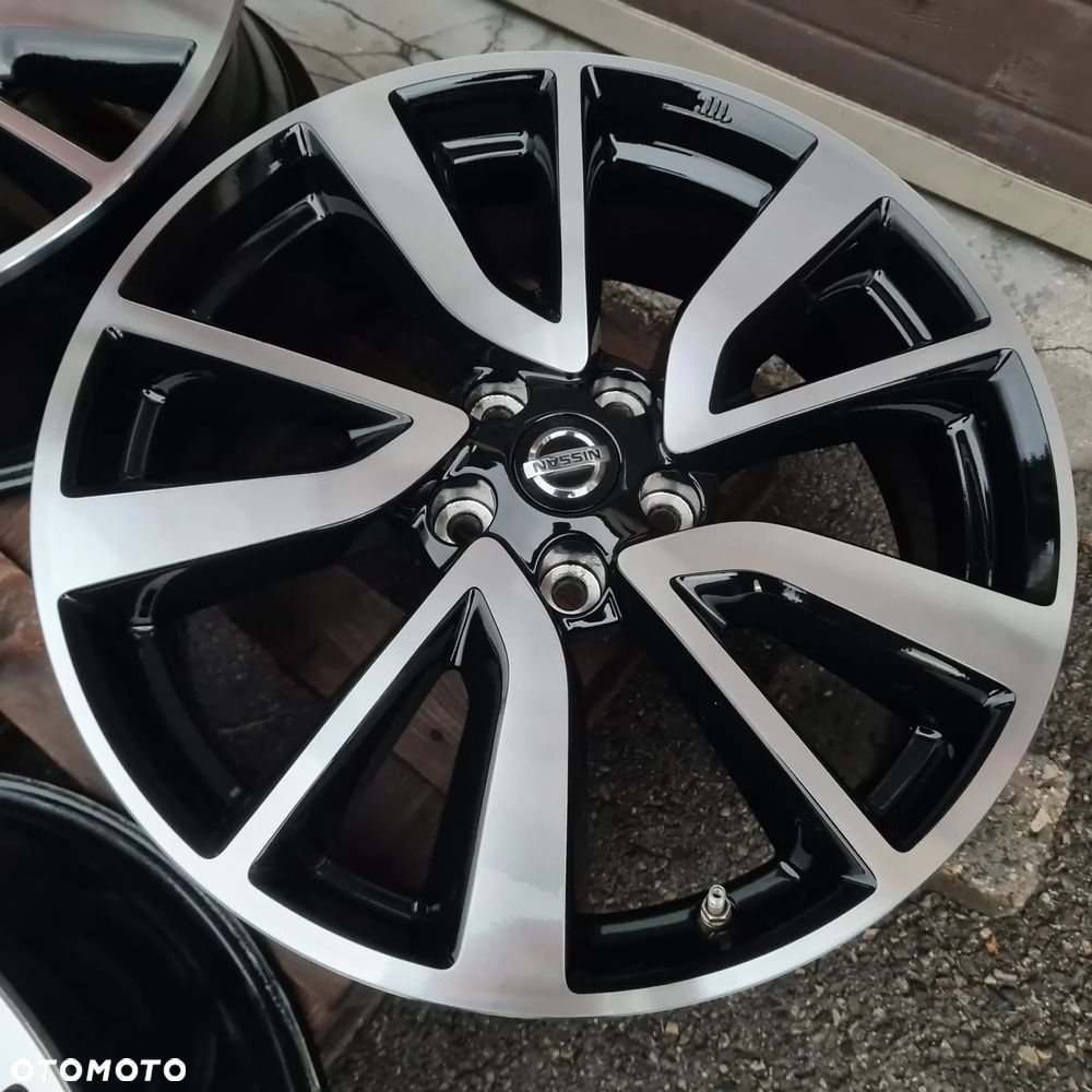 NISSAN QASHQAI J11 FELGI ALUMINIOWE 7JX19 ET40 5X114 plus czujniki - 5