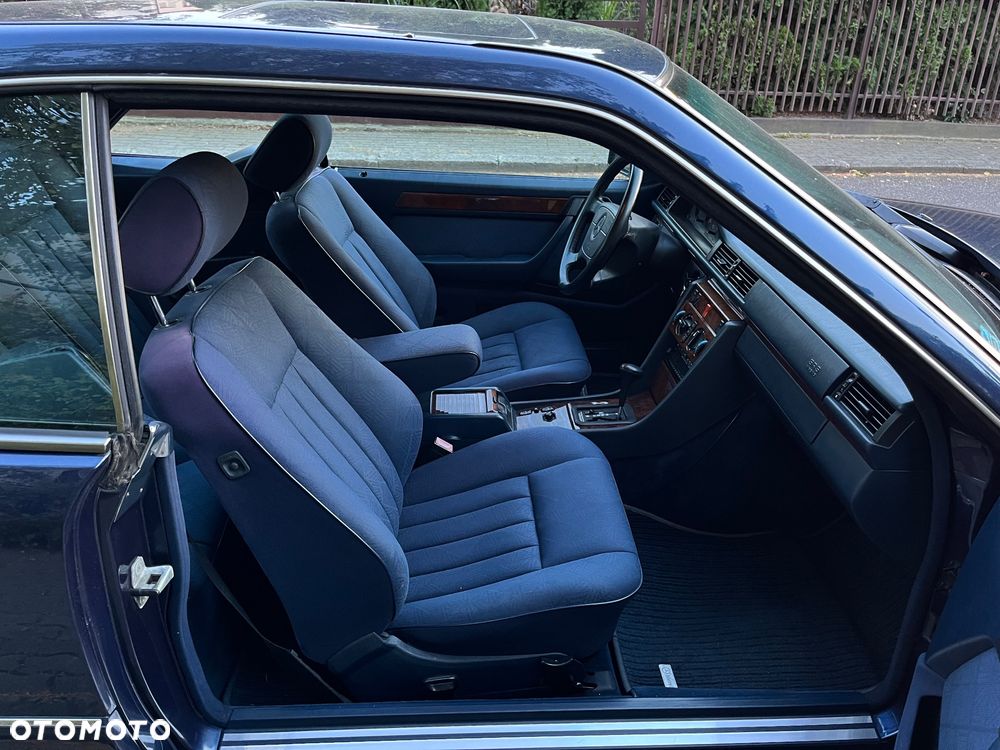 Mercedes-Benz Klasa E - 9