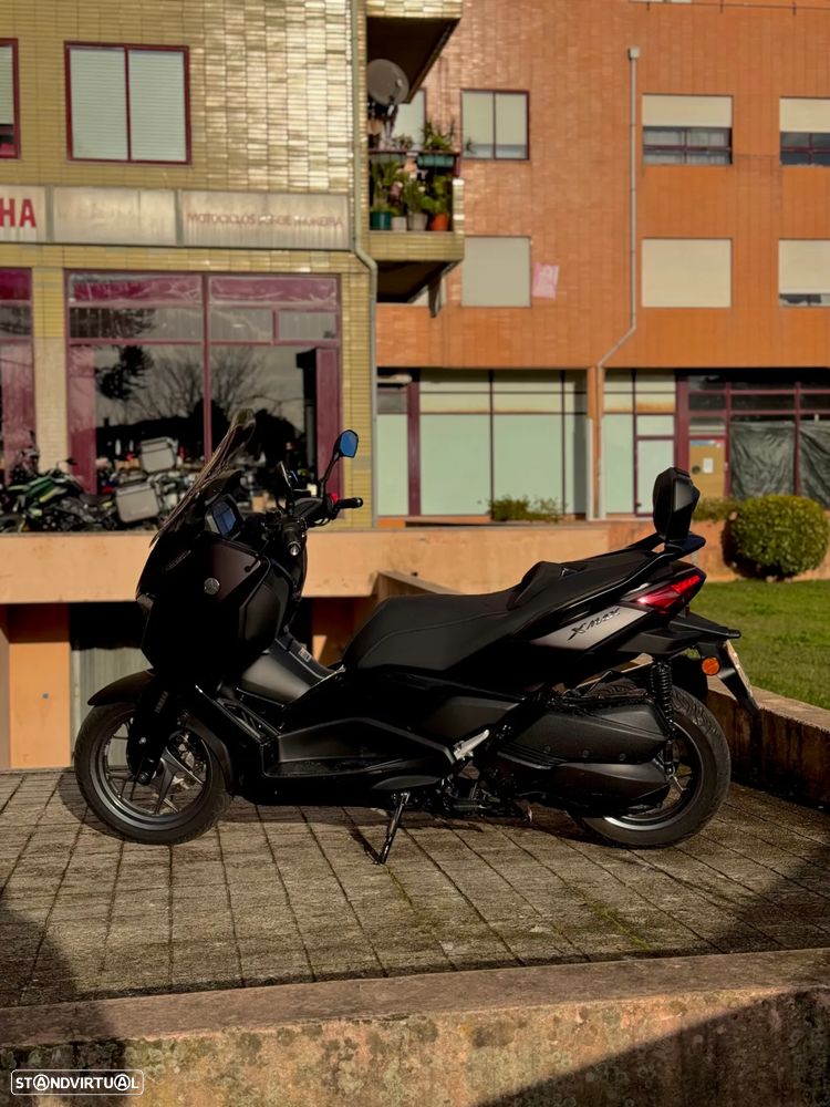 Yamaha X-Max 300 Tech Max - 4