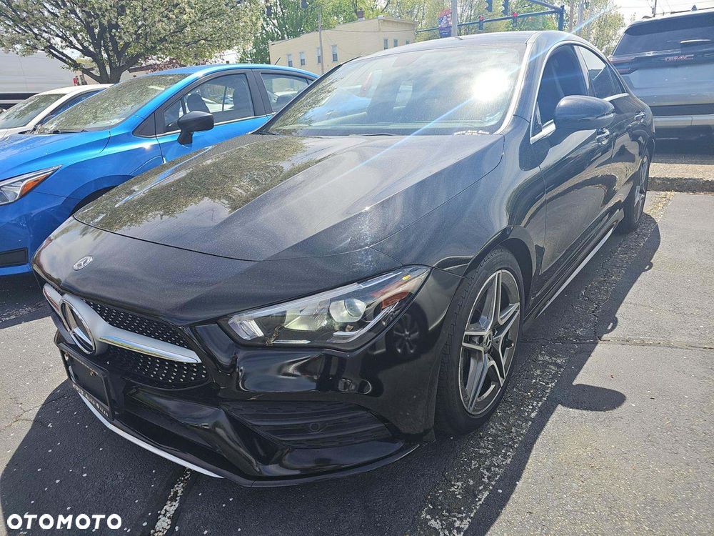 Mercedes-Benz CLA 250 4Matic 7G-DCT AMG Line - 1