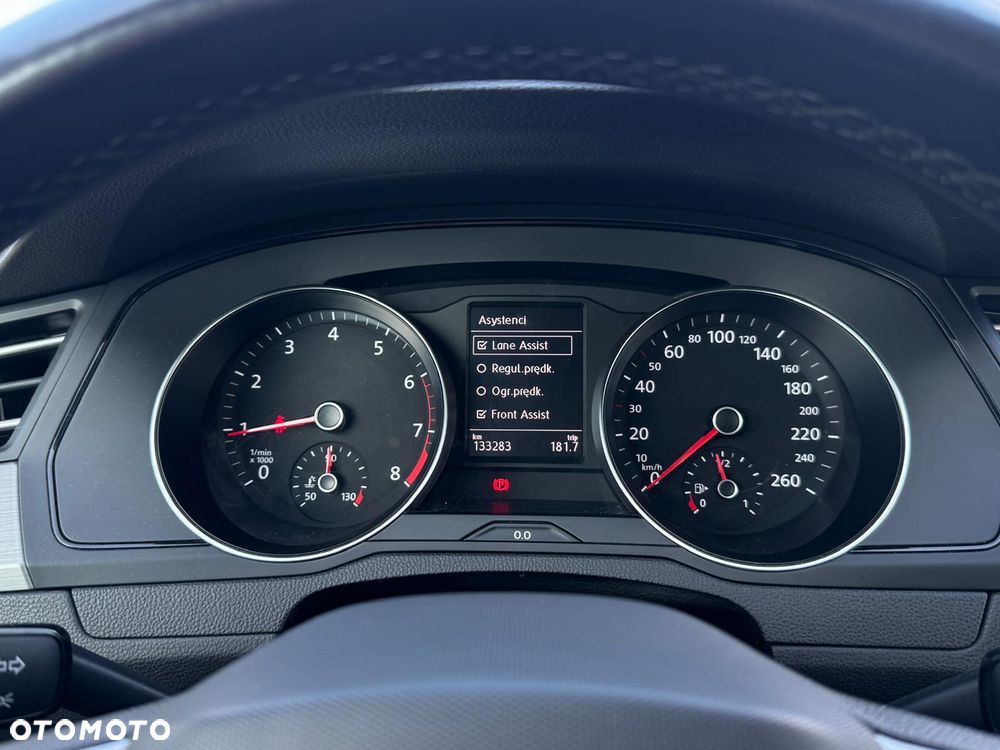 Volkswagen Passat 1.5 TSI EVO Essence - 8