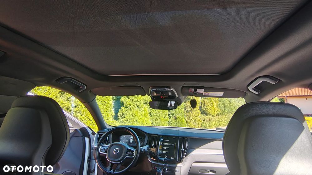 Volvo XC 60 T5 R-Design - 32