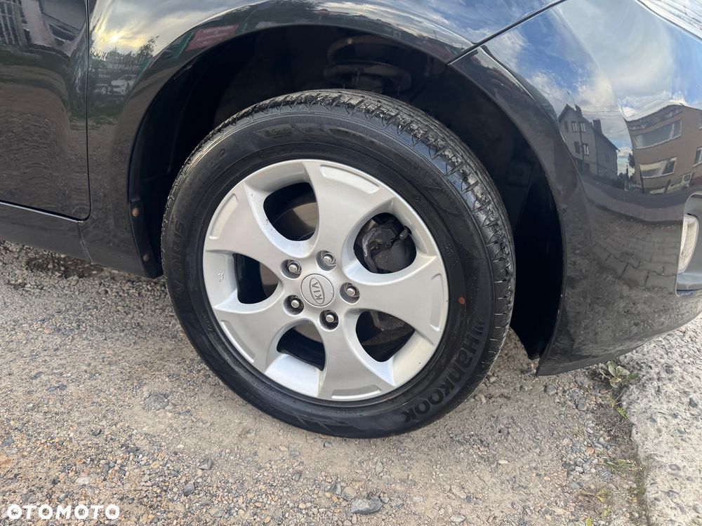 Kia Venga 1.4 CVVT Fifa World Cup Edition - 16