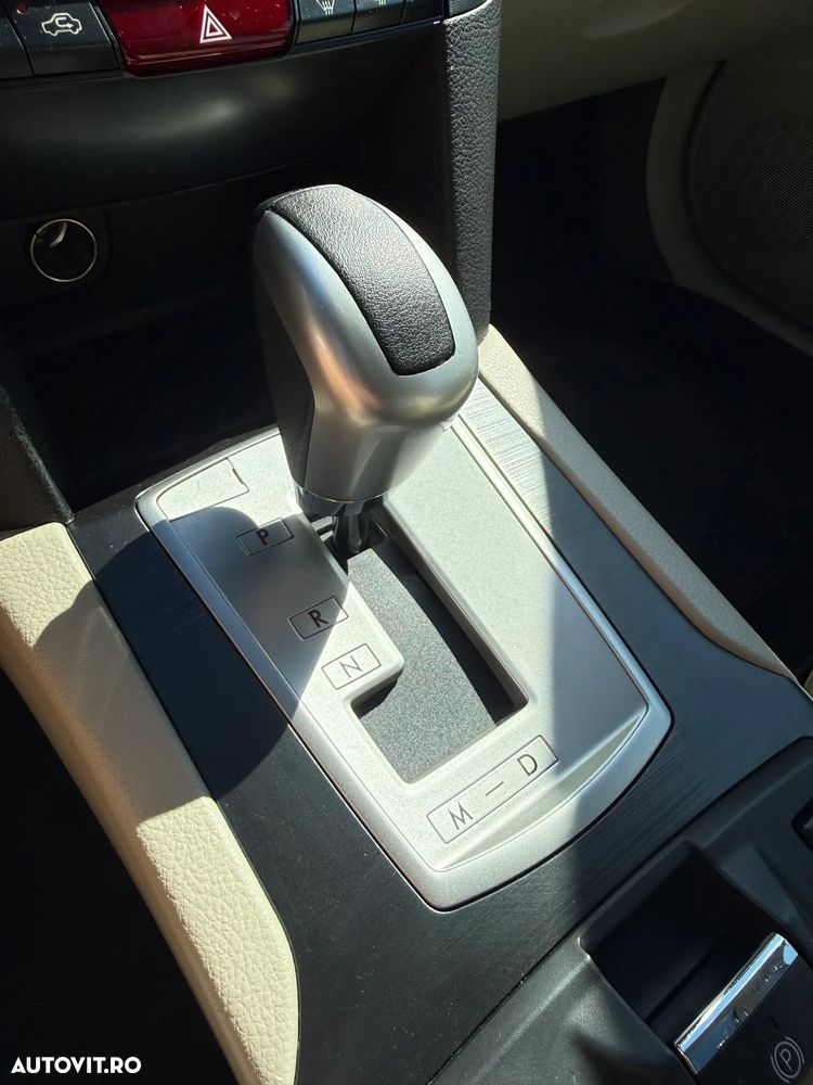 Subaru Legacy - 24
