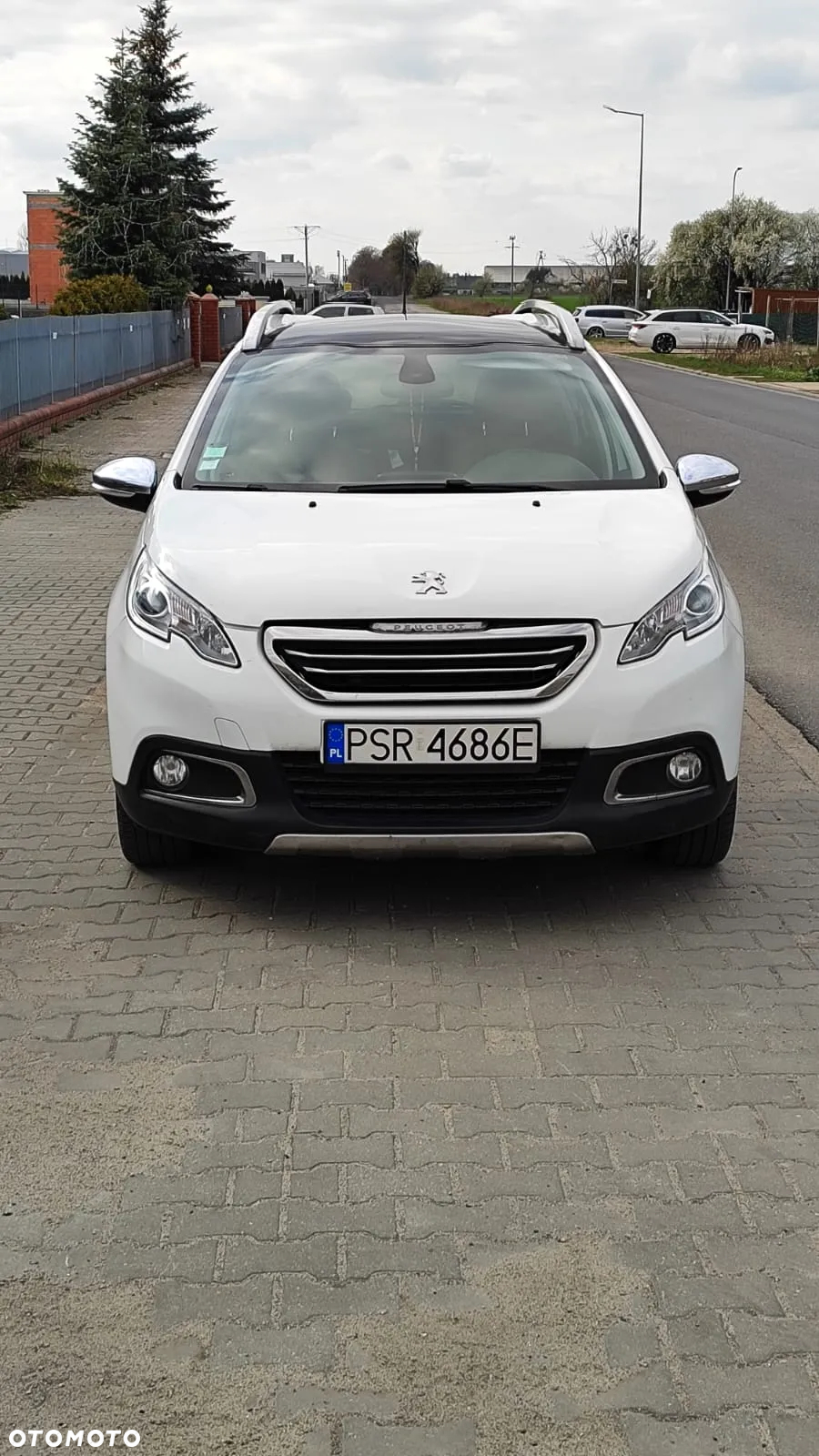 Peugeot 2008 1.6 e-HDi Allure S&S - 19