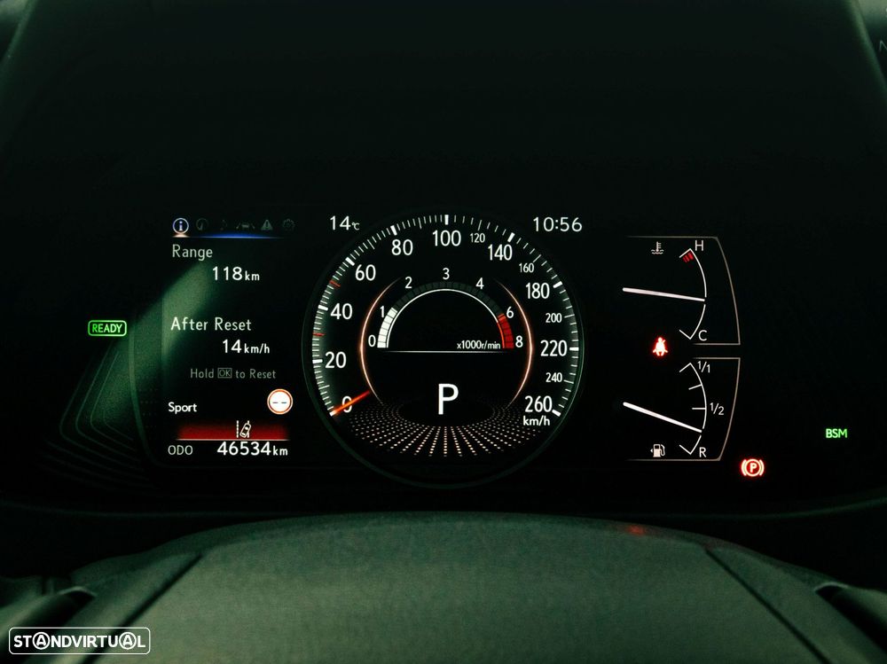 Lexus UX 250h Sport - 27