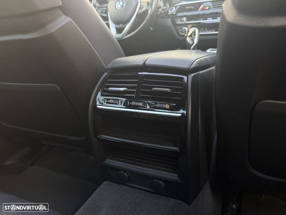 BMW 530 e iPerformance Line Luxury - 19