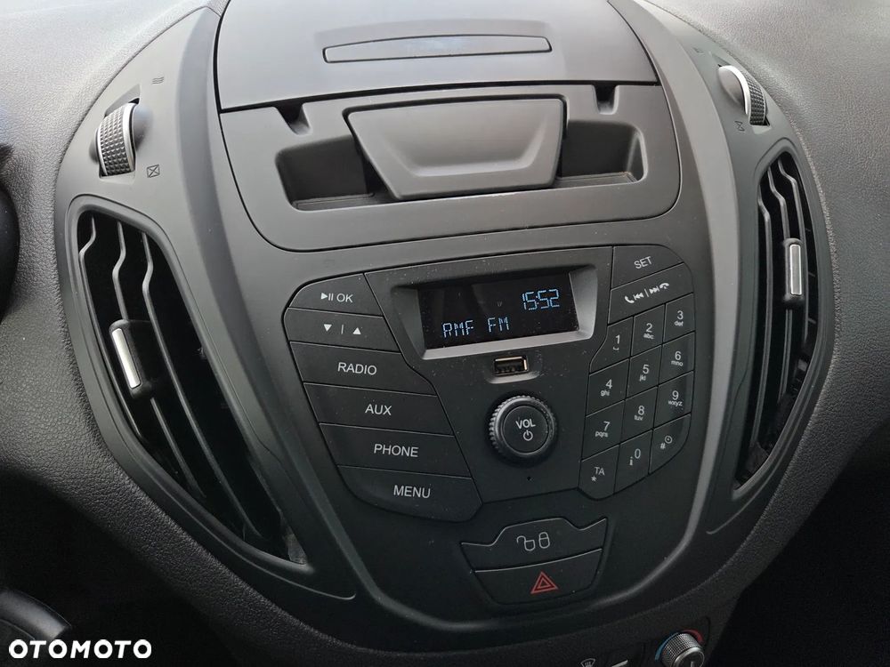Ford Tourneo Courier 1.5 TDCi Ambiente - 27