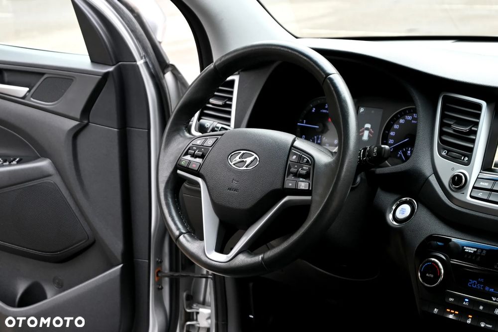 Hyundai Tucson blue 1.7 CRDi 2WD DCT Premium - 25