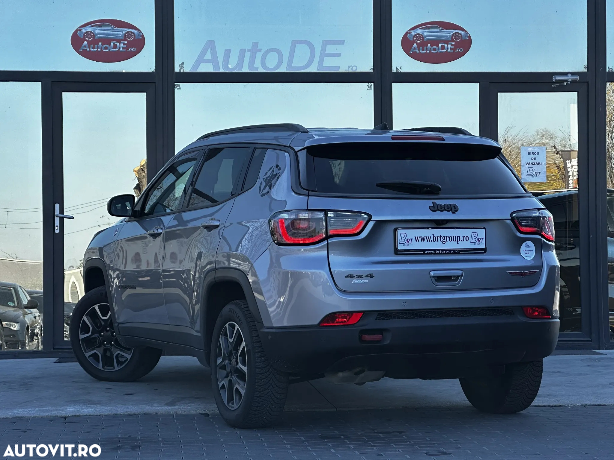 Jeep Compass - 4