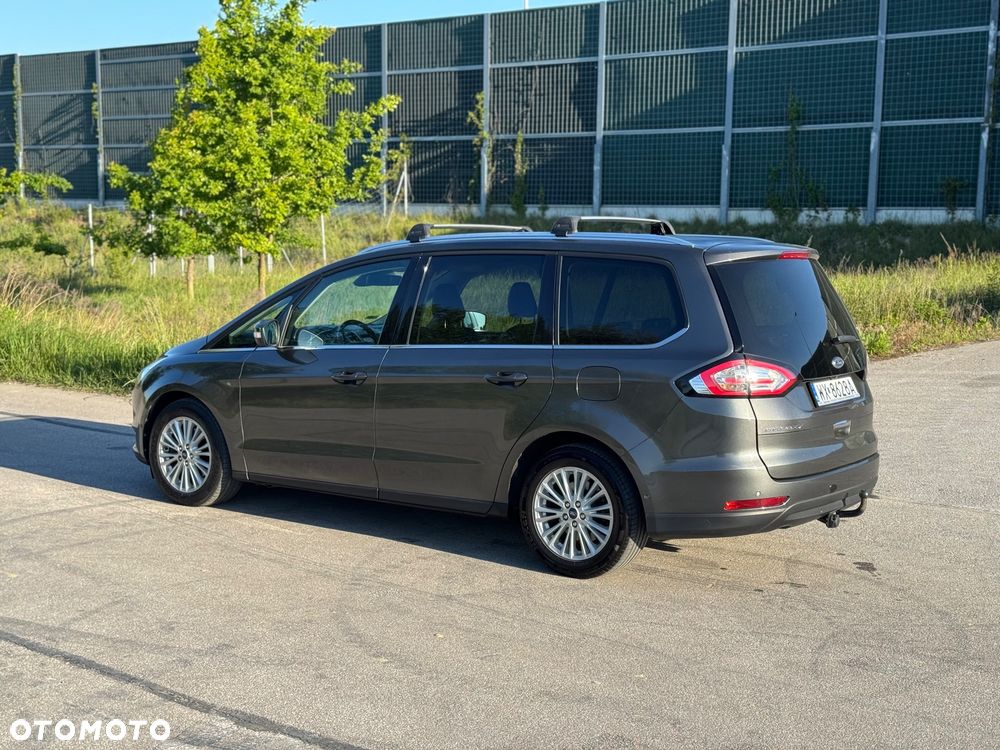 Ford Galaxy 2.0 EcoBlue Twin-Turbo Titanium - 3