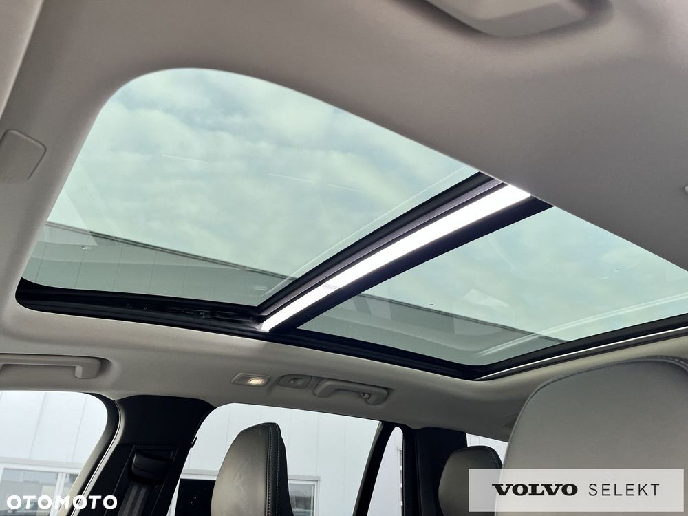 Volvo XC 90 - 36