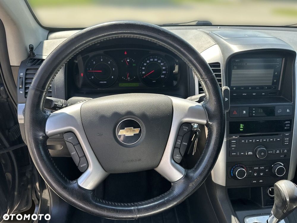 Chevrolet Captiva - 18