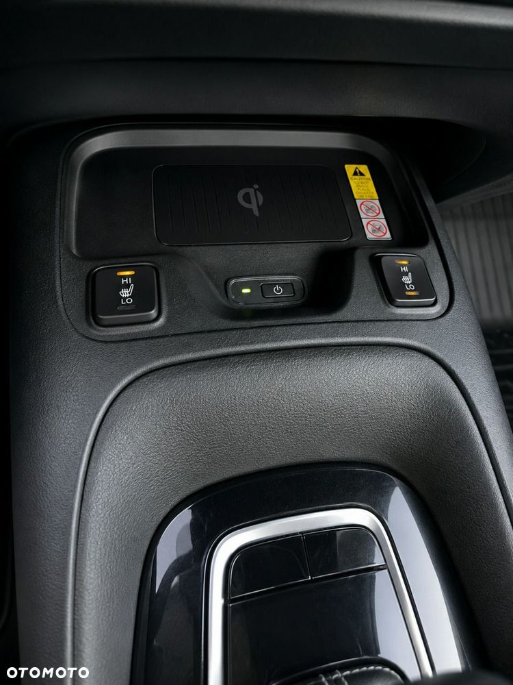 Toyota Corolla 1.8 Hybrid Comfort - 7