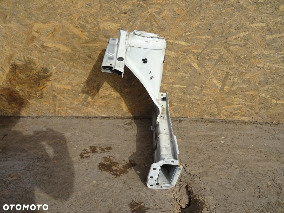 PODŁUŻNICA PRAWY PRZÓD MERCEDES W245 NR4 - 1