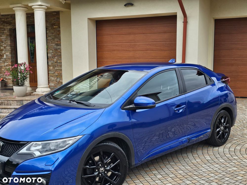 Honda Civic 1.8 i-VTEC Sport Black Edition - 8