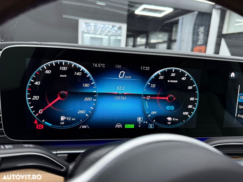 Mercedes-Benz GLE 350 de 4Matic 9G-TRONIC AMG Line - 26