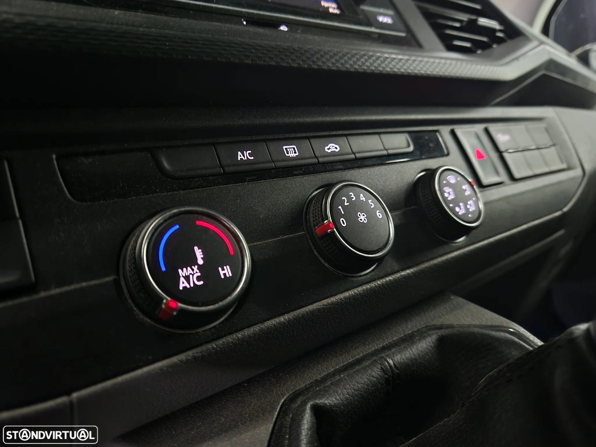 VW Transporter - 12