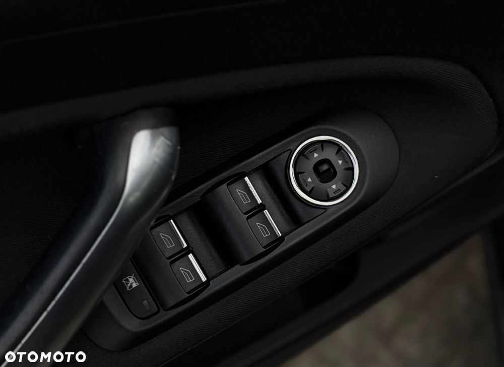 Ford Mondeo 2.0 Titanium - 15