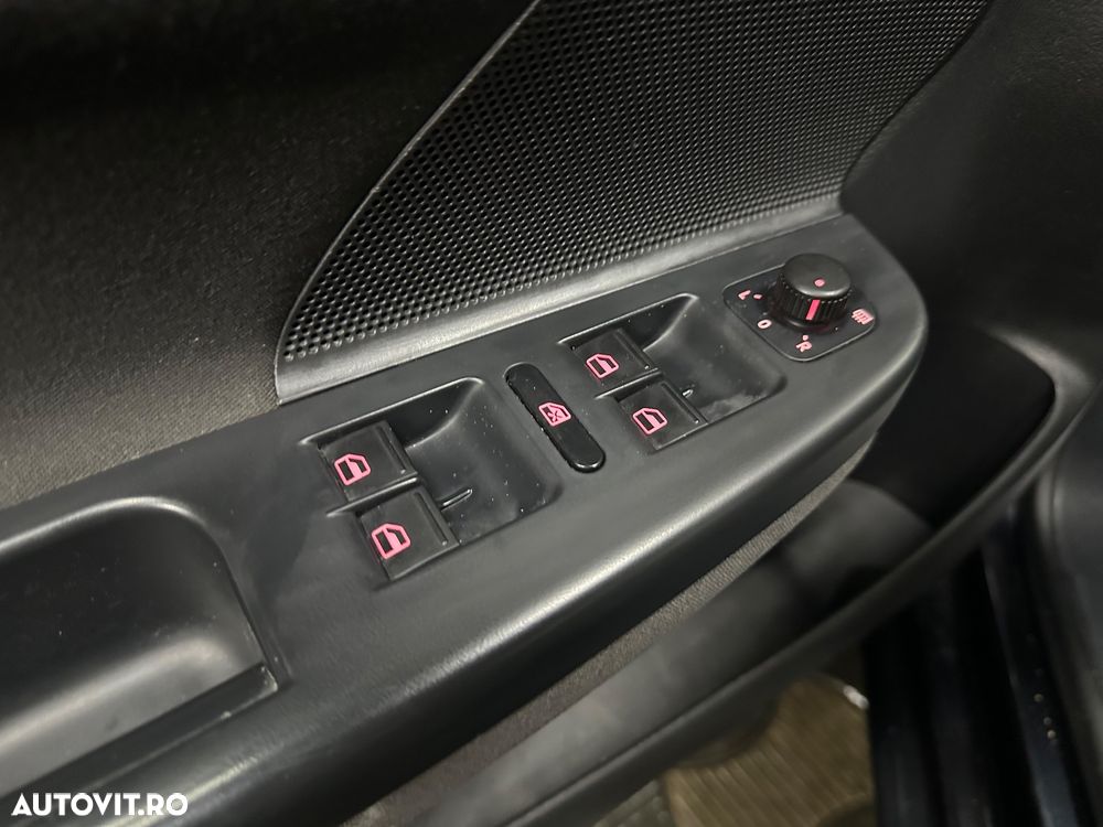 Volkswagen Golf - 11