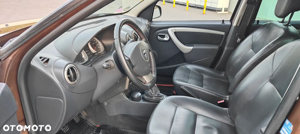 Dacia Duster dCi 110 FAP 4x2 Prestige - 30