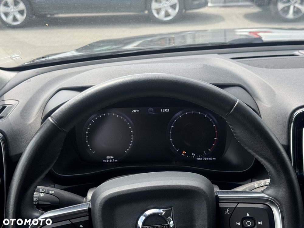 Volvo XC 40 - 11