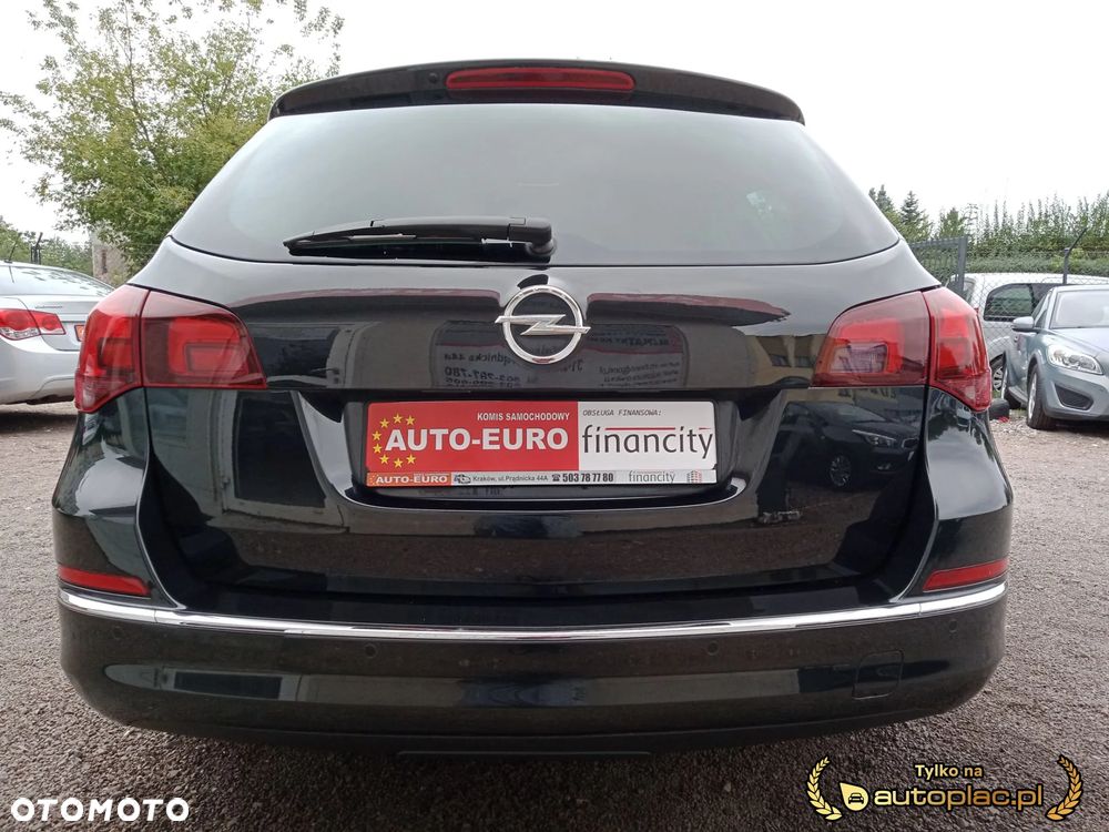 Opel Astra 2013 photo 4