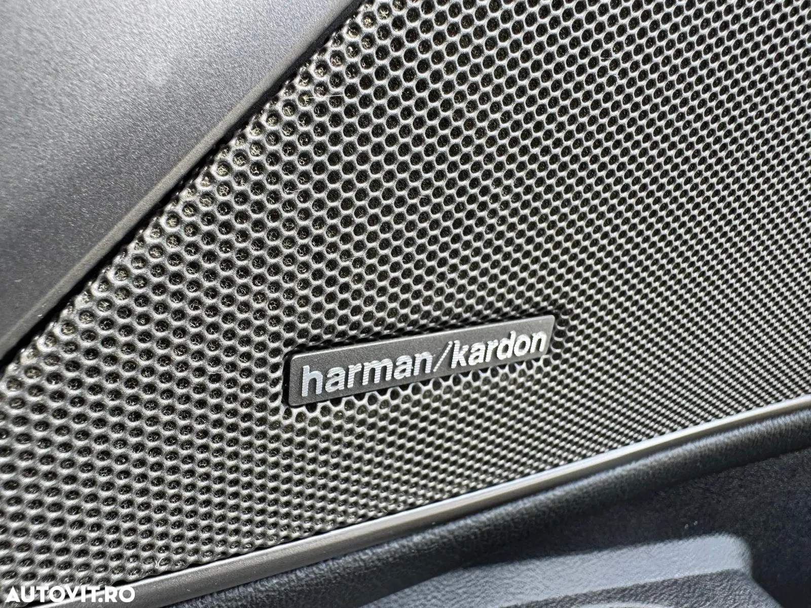 BMW Seria 3 330i xDrive AT - 20
