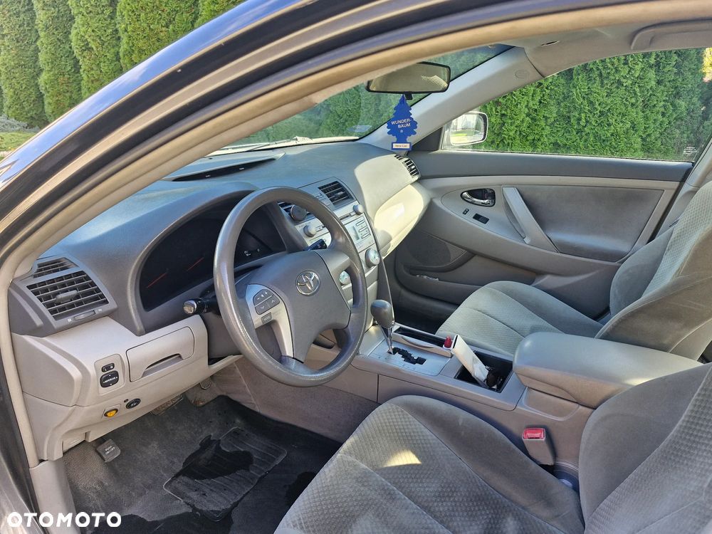 Toyota Camry 2.4 SE - 6