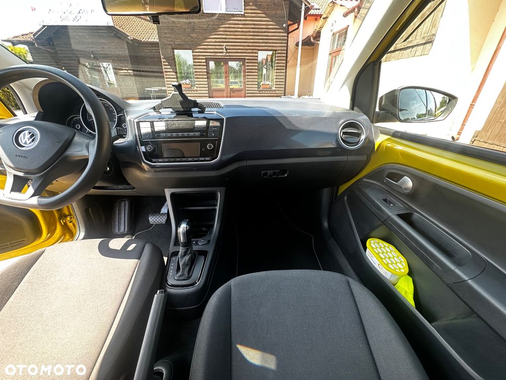 Volkswagen up! e-up - 32