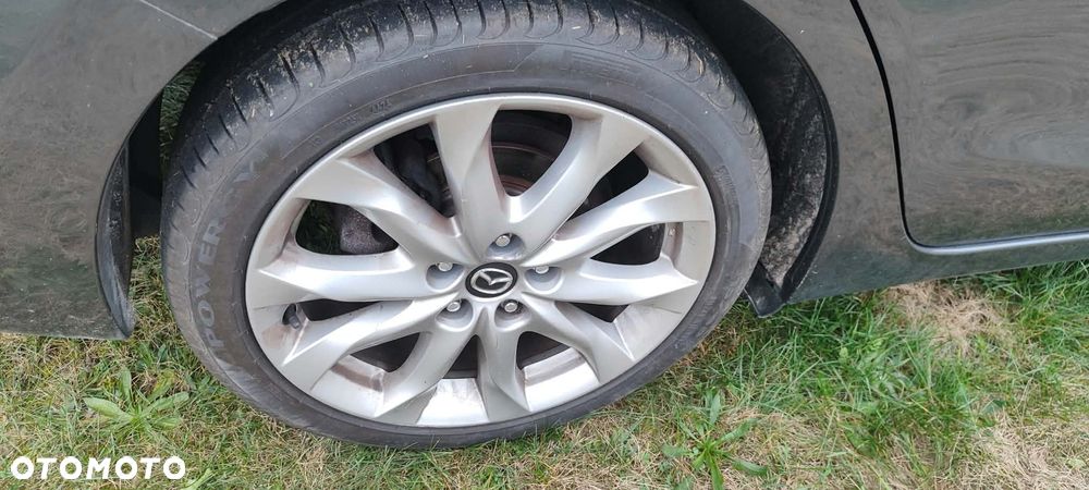 Mazda 3 - 5