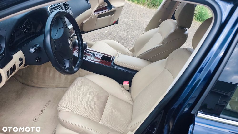 Lexus IS 250 Prestige - 14