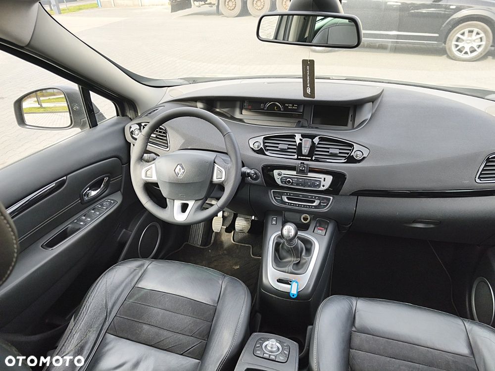Renault Grand Scenic TCe 130 Bose Edition - 9