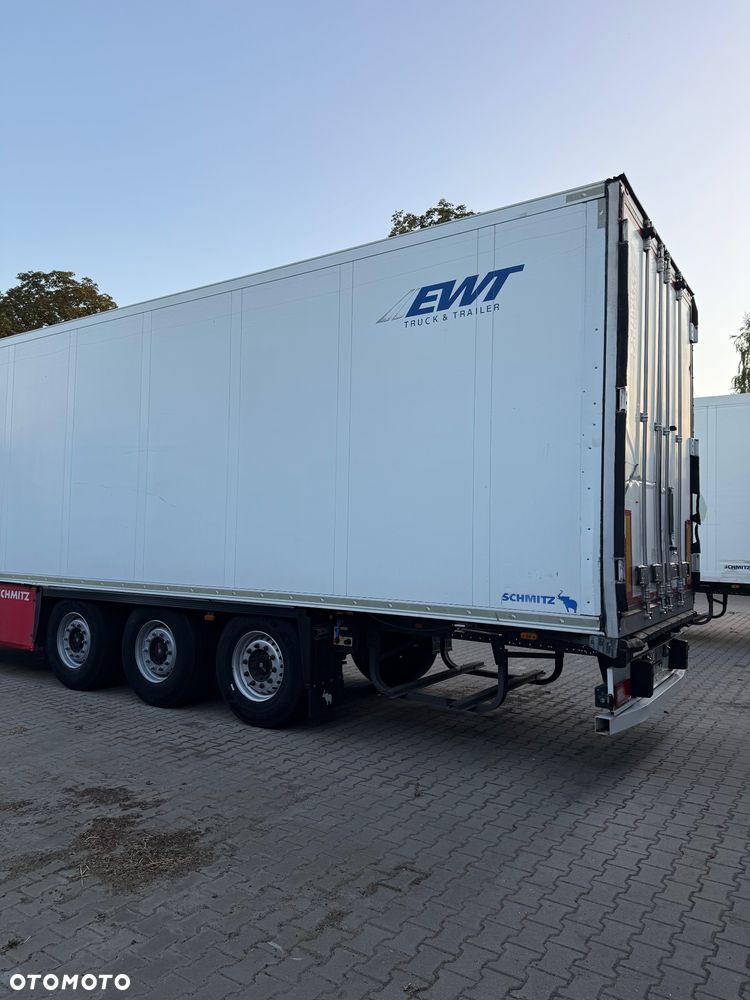 Schmitz Cargobull 7cm Doppelstock ThermoKing - 6
