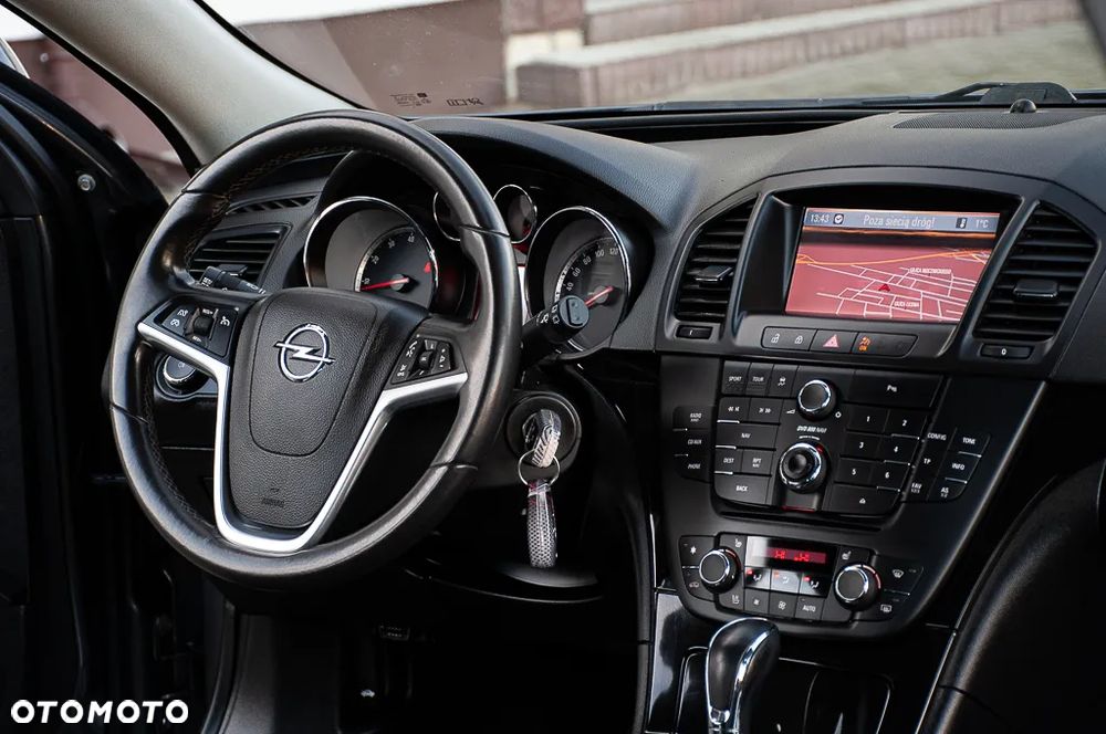 Opel Insignia 2.8 Turbo 4x4 Cosmo - 17