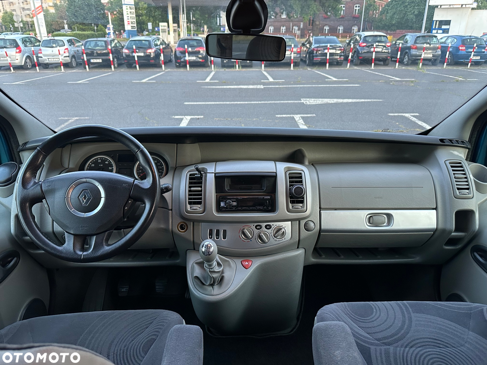 Renault Trafic - 8