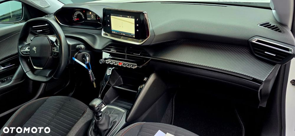 Peugeot 2008 - 16