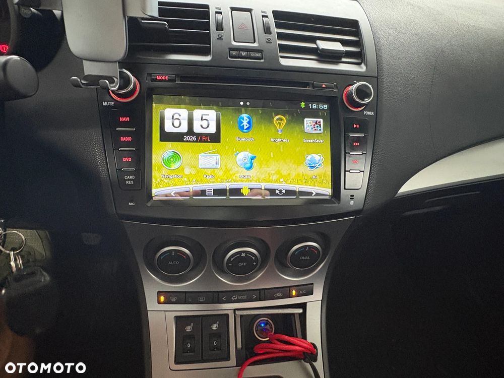 Mazda 3 1.6 Exclusive EU5 - 6