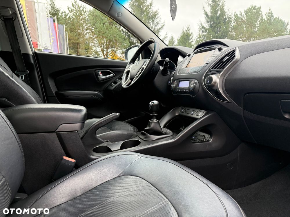 Hyundai ix35 blue 1.6 2WD Finale Gold - 13