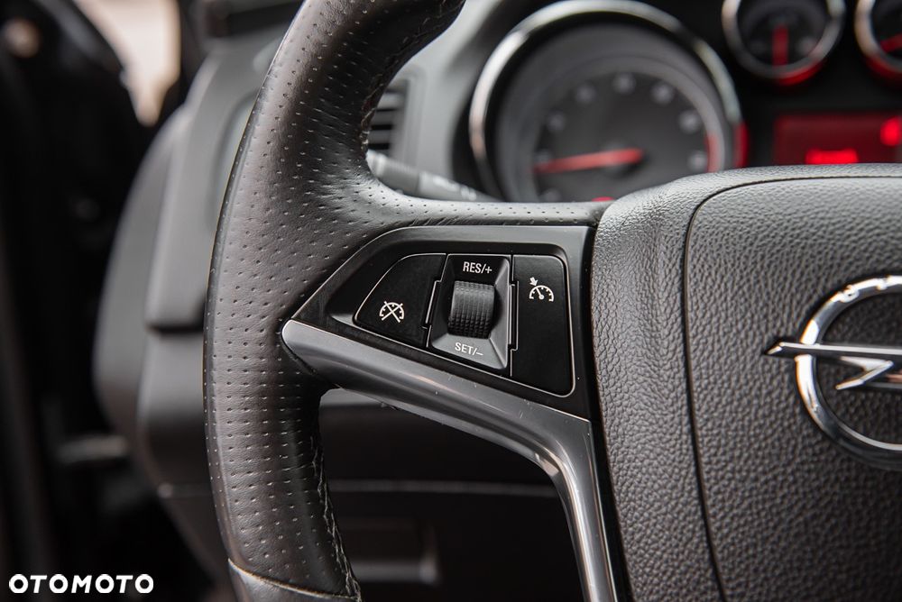 Opel Insignia 2.0 Turbo Sport - 21